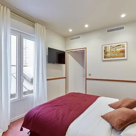 Apartman Sebastopol - *