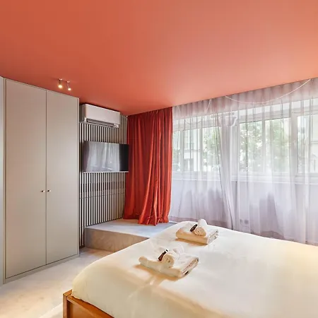 Daire Sebastopol - *